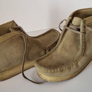 Clarks Wallabee Boots - Tan(Women's 9) Great Condition